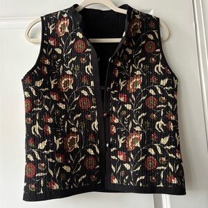 Floral Embroidered Black Sleeveless Blouse